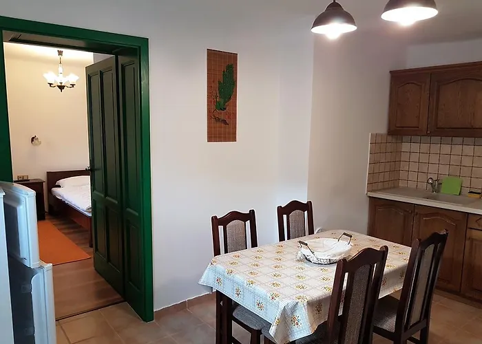 Pincesor דירה Villánykövesd